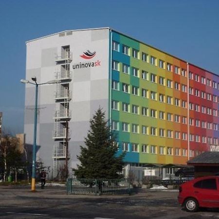 Uninova Hostel 브라티슬라바 외부 사진